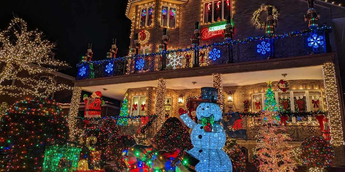 Experience The Best Of Dyker Heights Christmas Lights of 2023